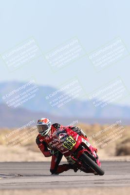 media/Dec-07-2025-CVMA (Sun) [[3e7d2de5dc]]/Race 9-Formula UL Shootout/